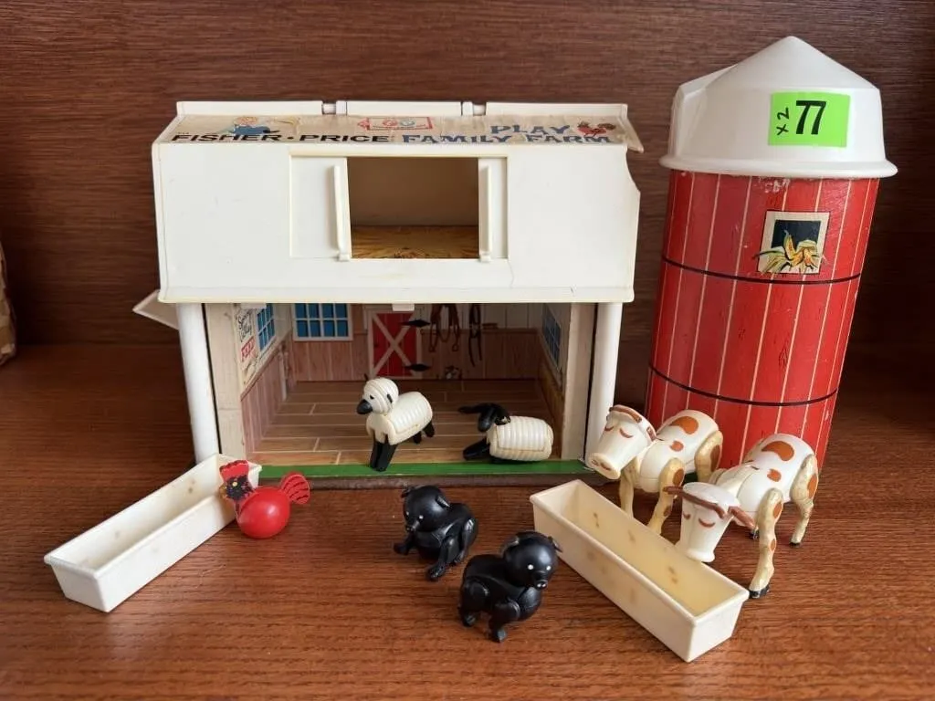 Fisher Price Family Farm, silo play set
