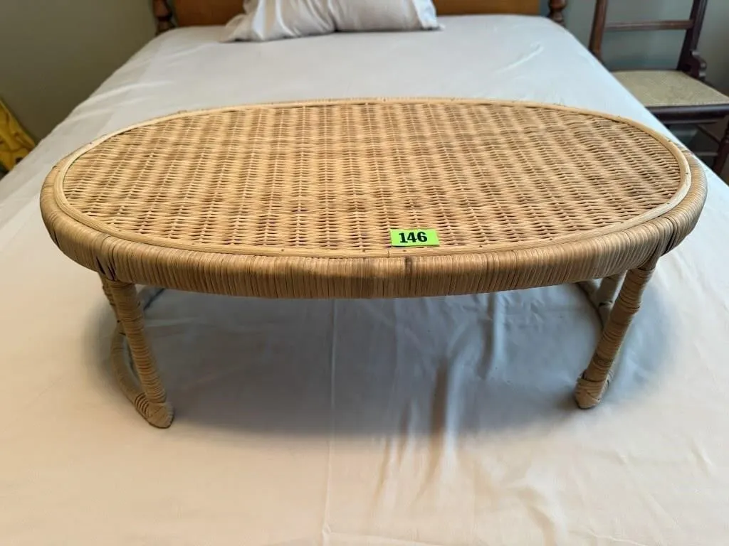 Wicker bed tray