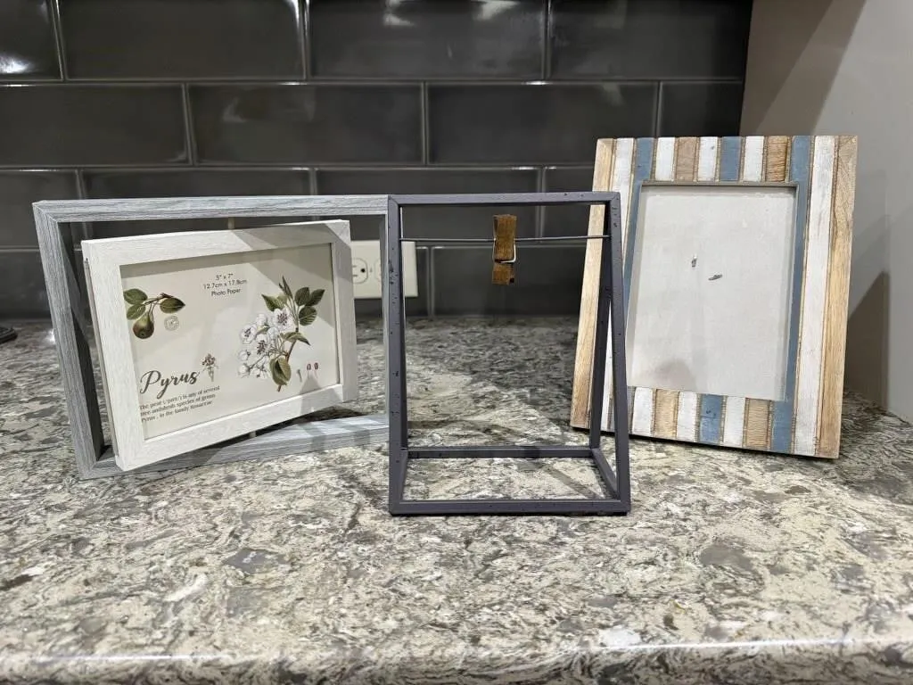 Picture frames (3)