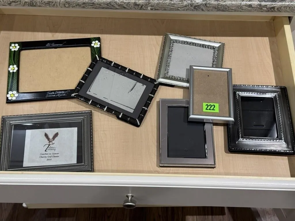 Chrome & black picture frames (6)