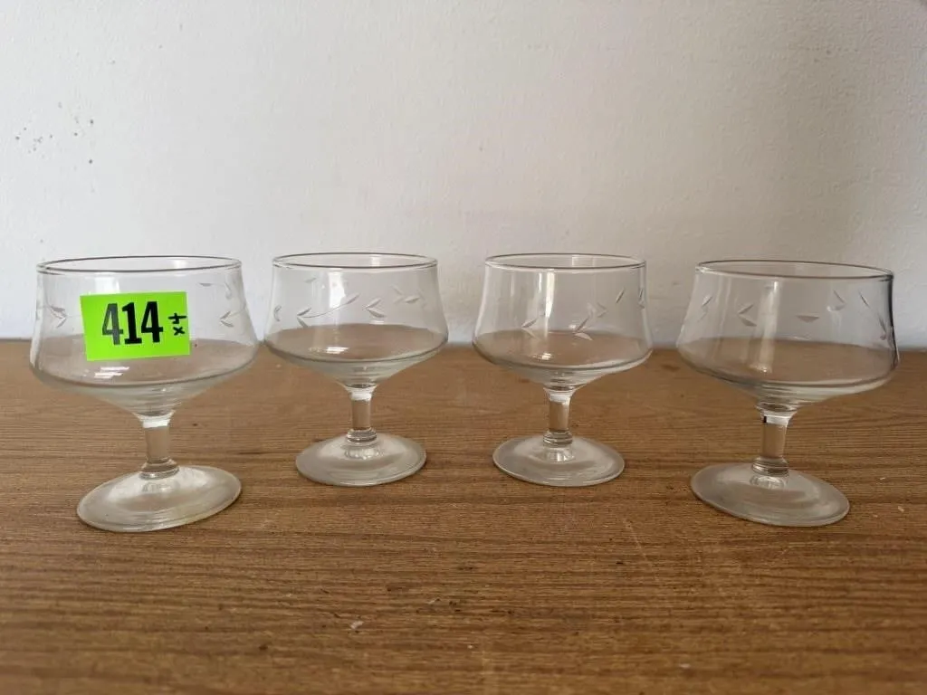 Glass etched goblets (4)