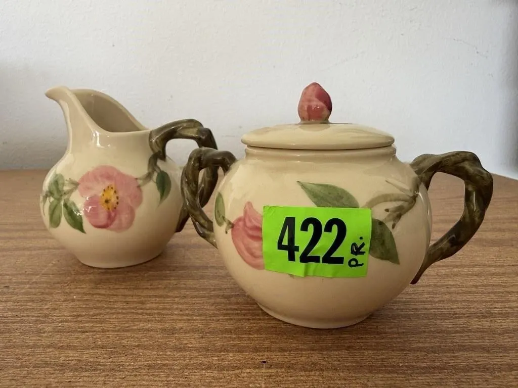 Franciscan Desert rose cream & sugar set