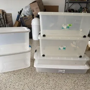 Empty storage containers (6)