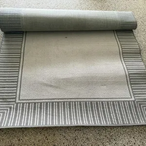 Indoor/outdoor area rug