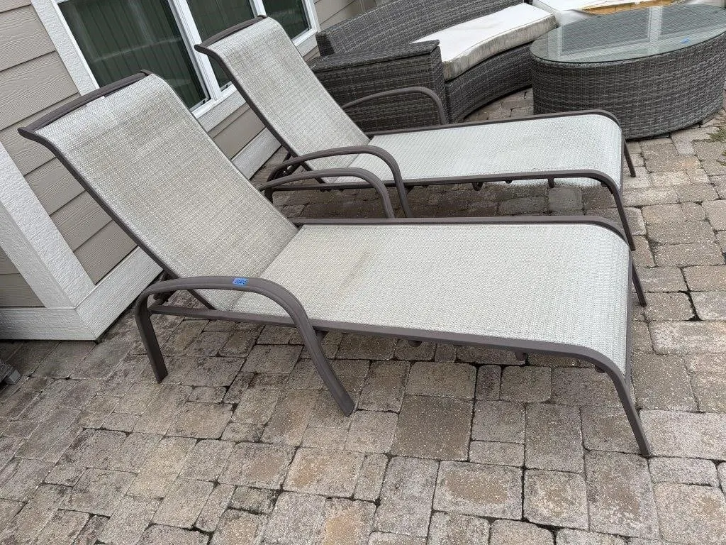 Patio lounge chairs (2)