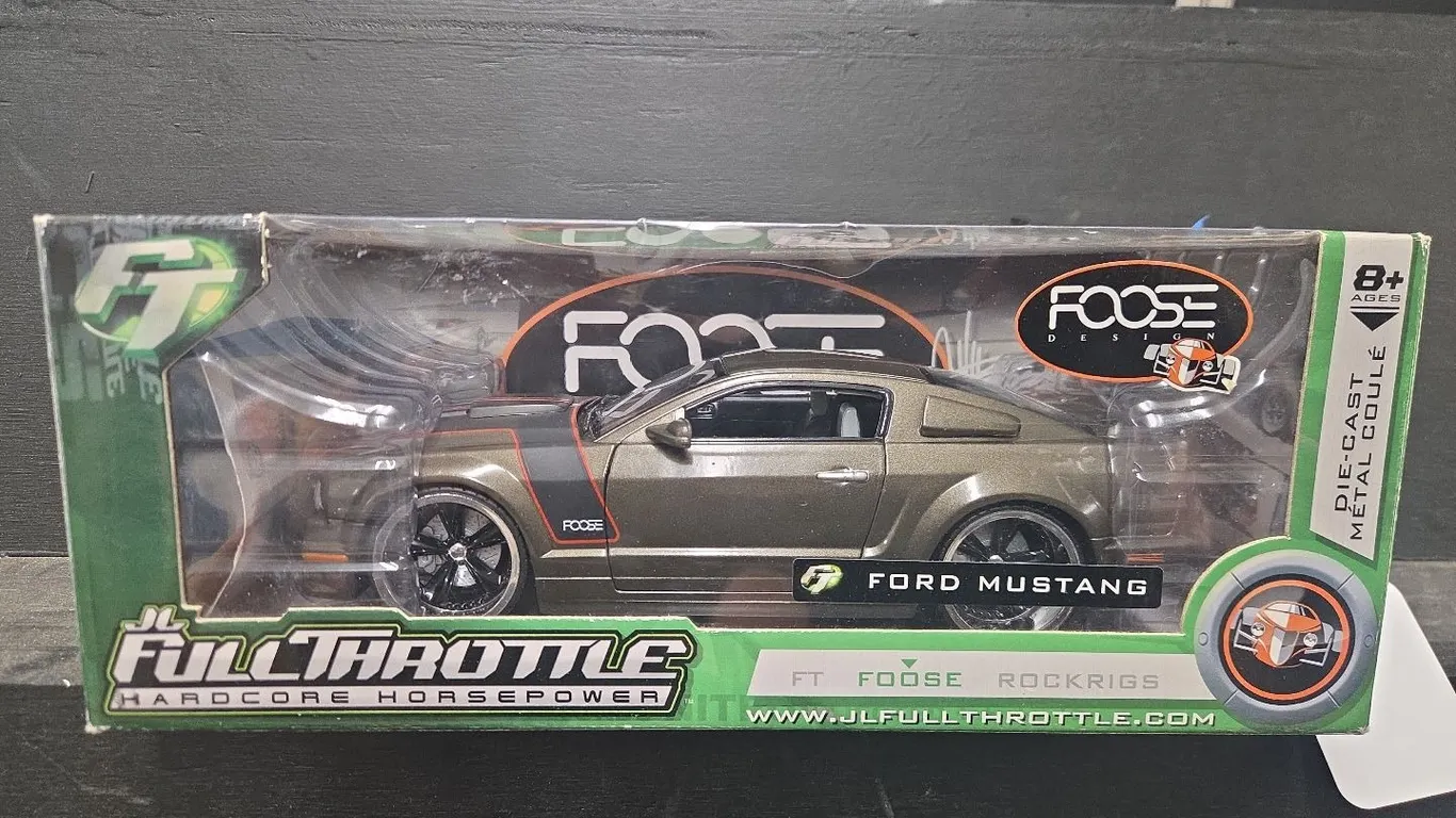 1/18 Ford Mustang Foose - Full Throttle, NIB