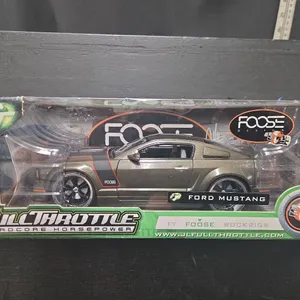 1/18 Ford Mustang Foose - Full Throttle, NIB