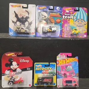 6 - Hot Wheels NIB