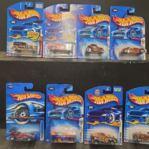 18 - Hot Wheels NIB