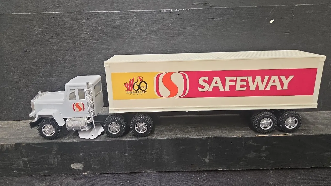 1/32 1989 60th Ann. Safeway Semi & Trailer
