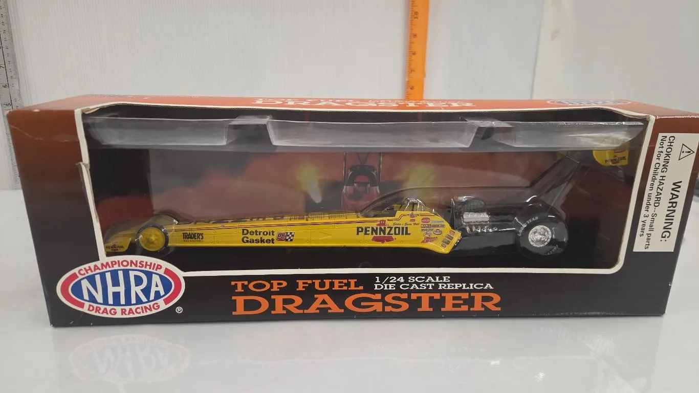 1/24 Top Fuel Dragster - NIB