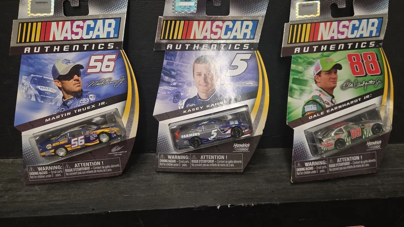 7 - 1/64 NASCAR Authentics Cars - NIB