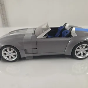 1/18 Ford Shelby Cobra Concept