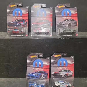 5 - 1/64 Mopar Hot Wheels