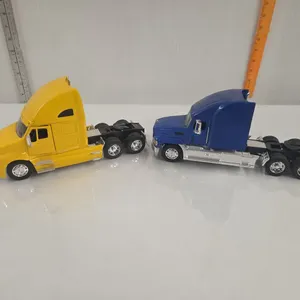2 - 1/32 Semi Tractors - Kenworth T2000 & Mac