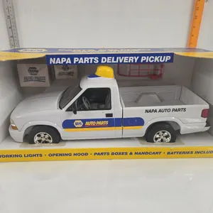 1/16 NAPA Parts Truck - 2005 Limited Ed. NIB