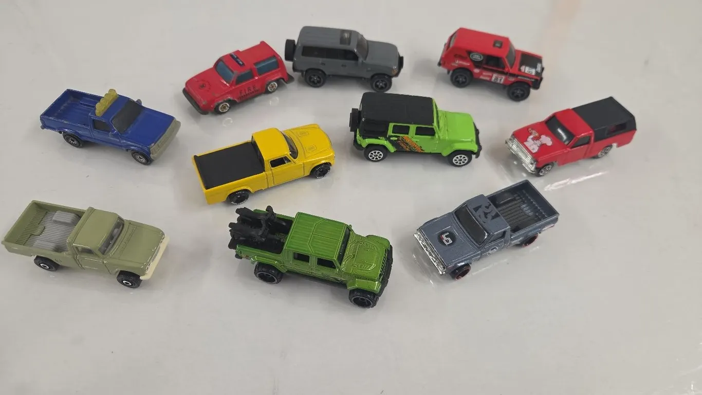 10 - Hot Wheels