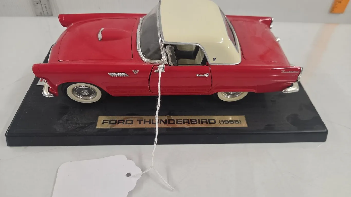 1/18 1955 Ford Thunderbird Soft Top
