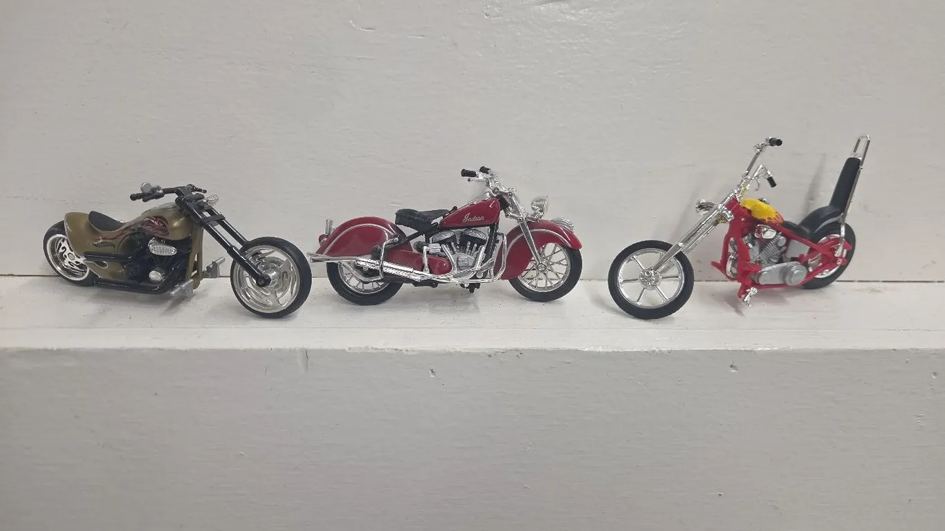 3 - 1/24 Motorcycles