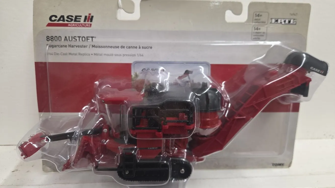 1/64 CaseIH 8800 Austoft Sugarcane Harvester - NIB