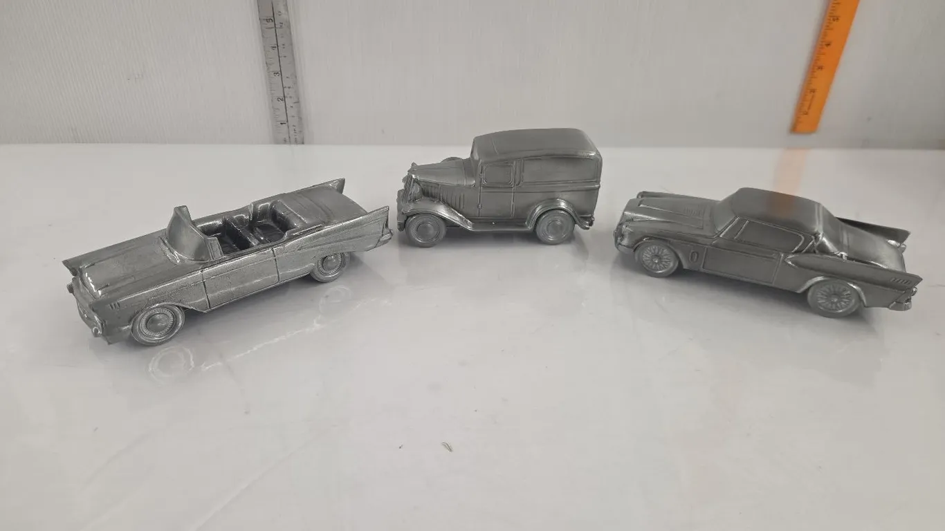 3 - 1974 Banthrico Pewter Banks