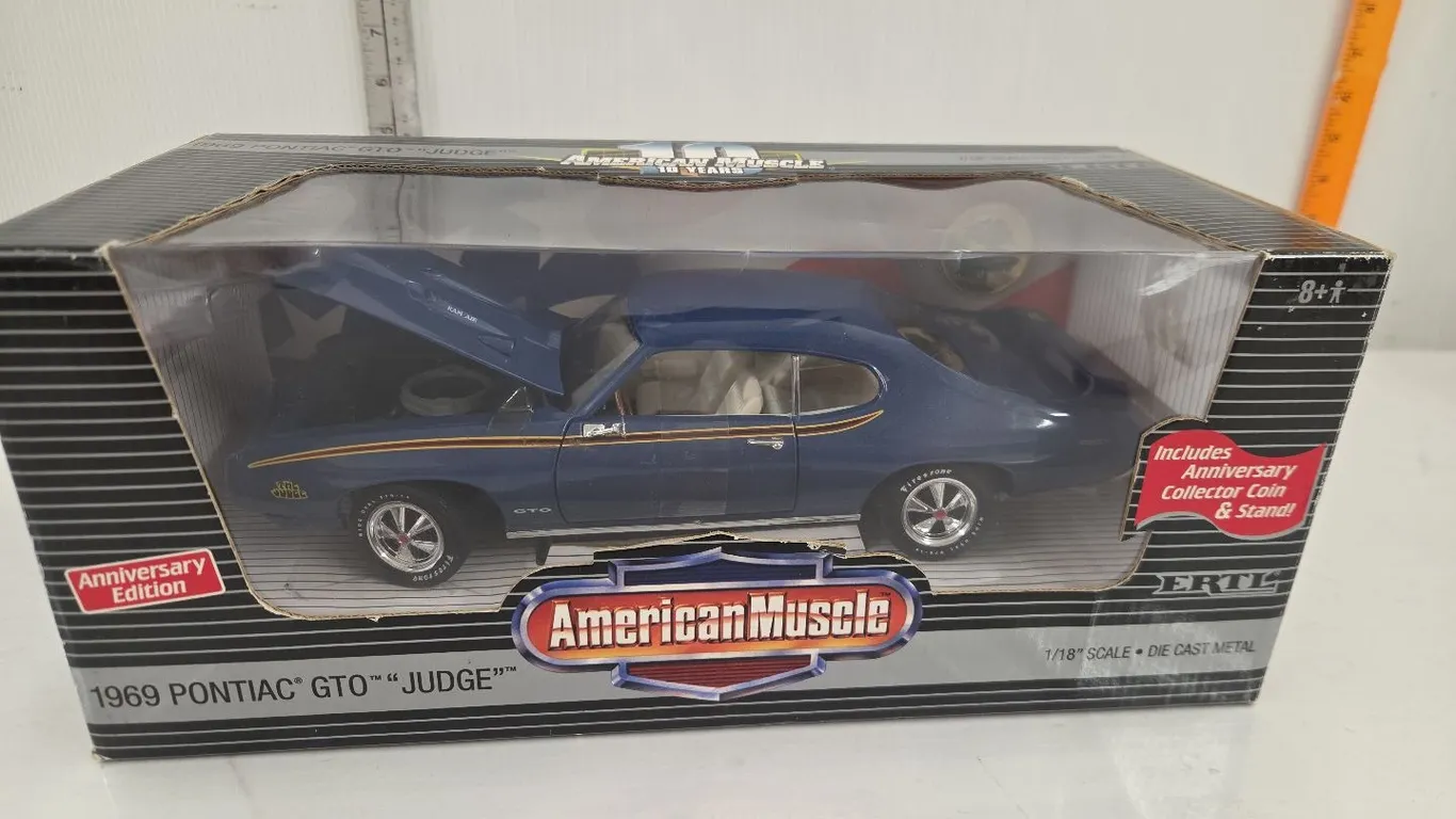 1/18 1969 Pontiac GTO "Judge" NIB
