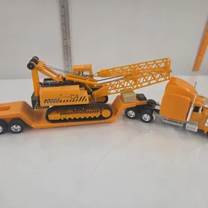 1/32 Kenworth Semi w/ Lo-boy Trailer & C4 Crane