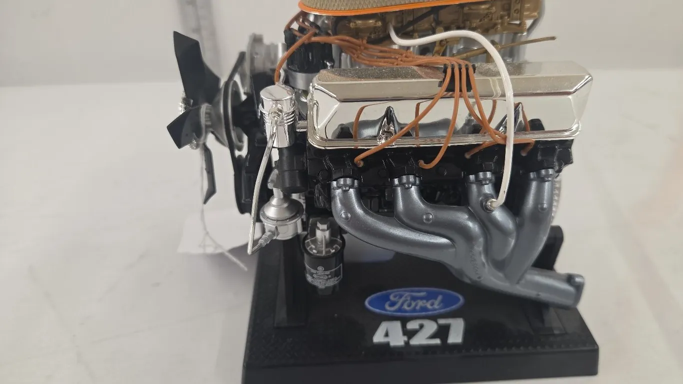 Ford 427 Model Engine
