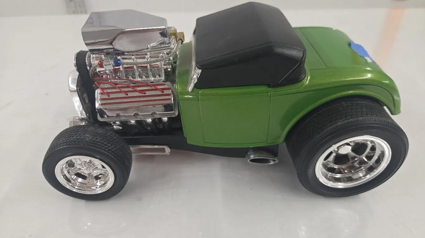 1/18 Mighty Machines Roadster