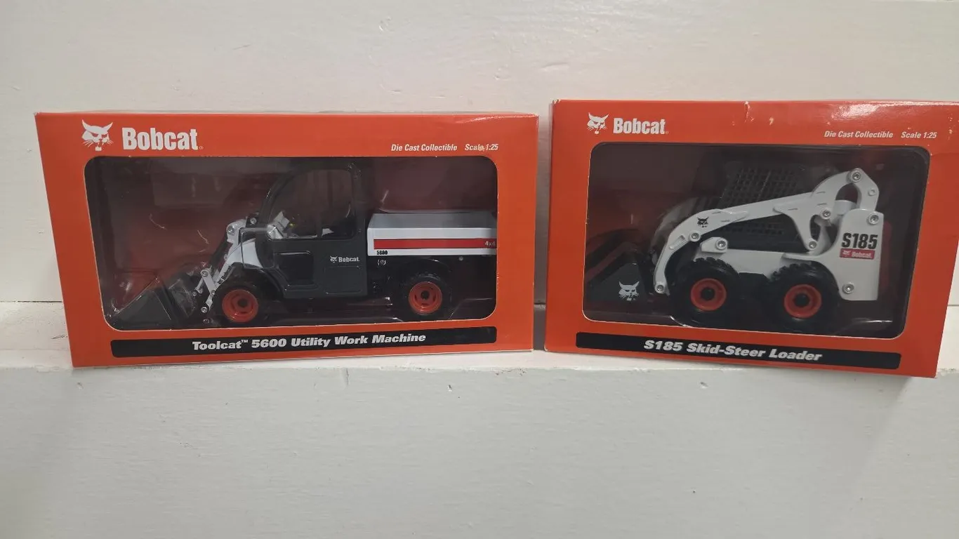 1/25 Bobcat S185 Skid Steer & Toolcat 5600 - NIB