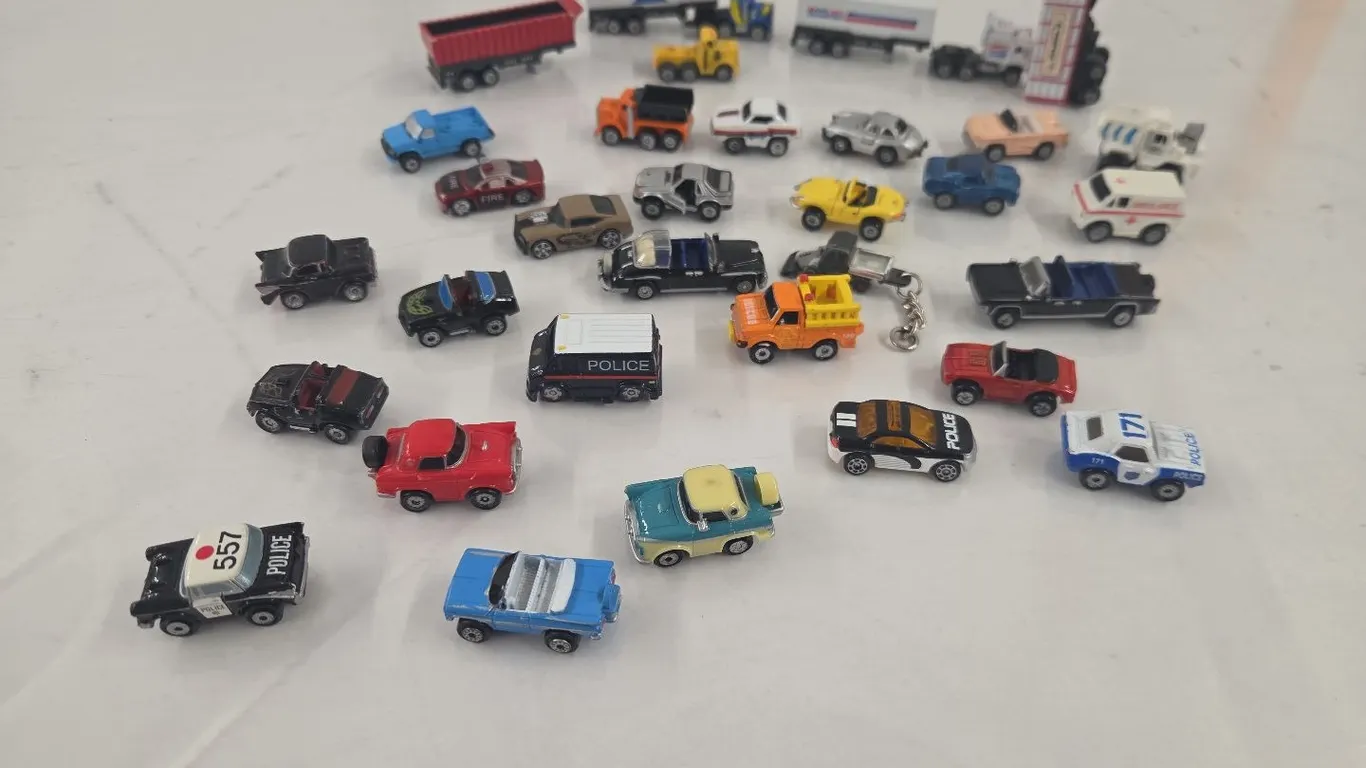 Lg. selection of micro machines