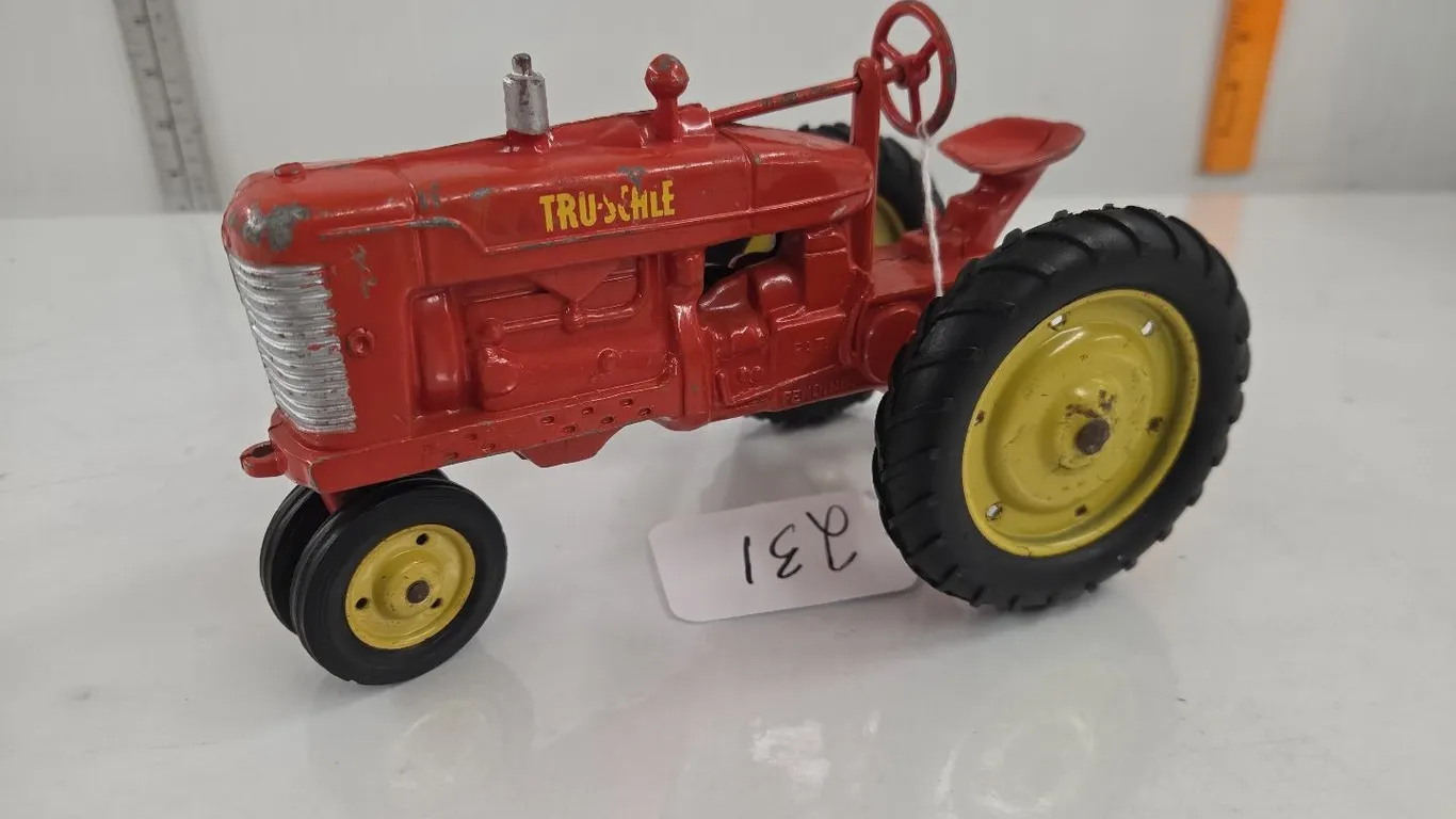 1/16 Tru Scale NF Tractor - steering doesn't work