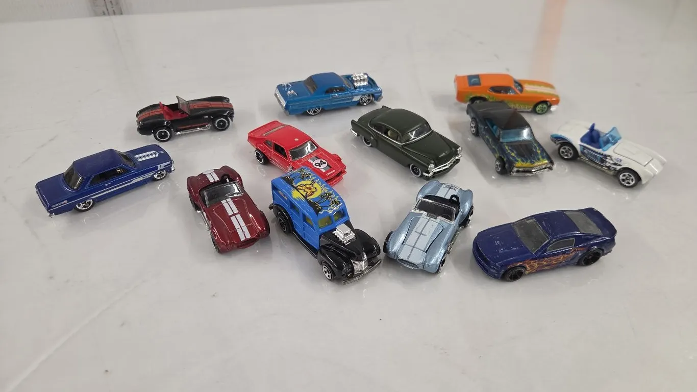 12 - Hot Wheels Cars