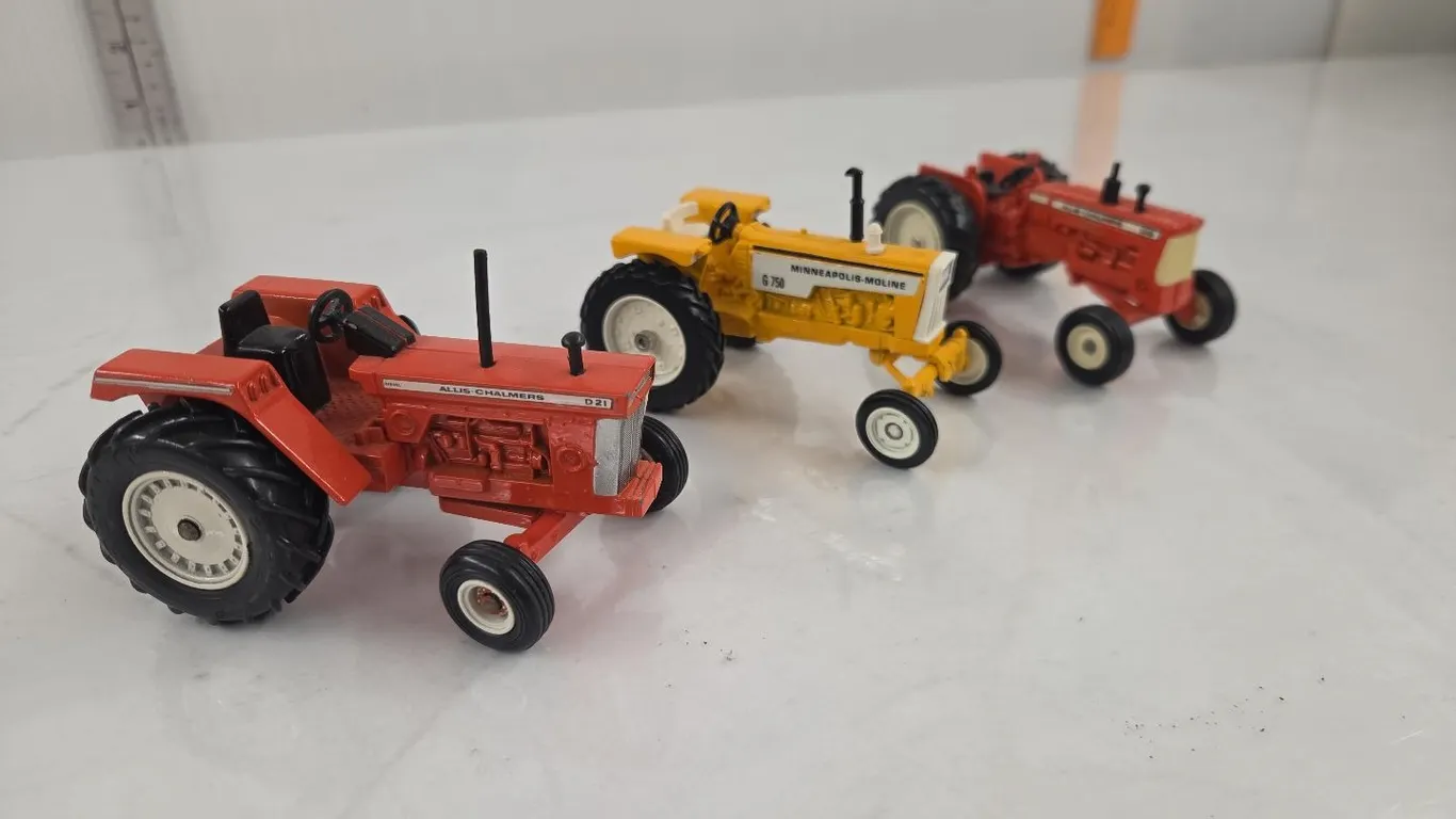 3 - 1/43 Tractors, AC D21 & D19, Minneapolis Moline G-750