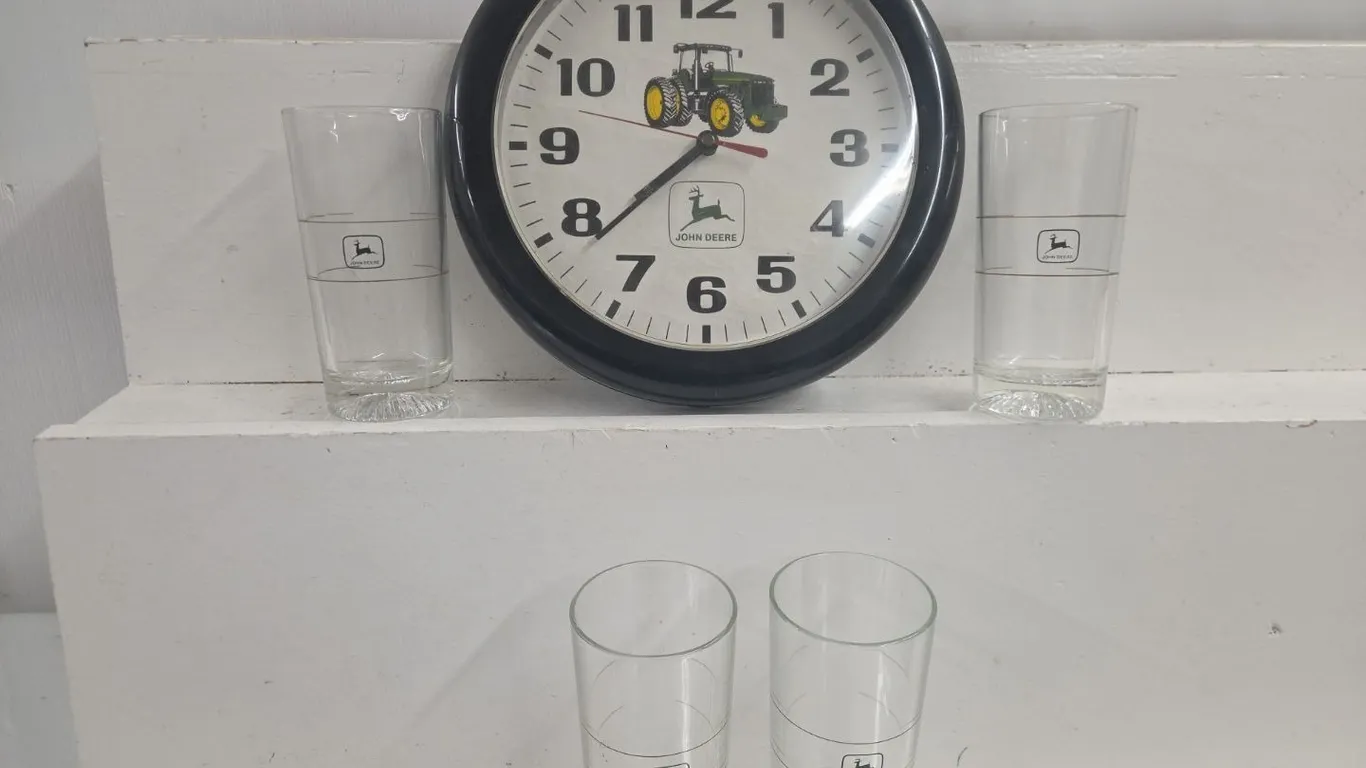 JD Battery Op Clock & Water Glasses