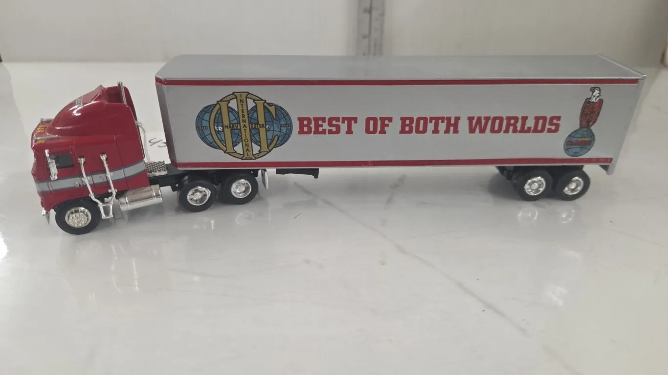 1/64 Kenworth COE Semi & Trailer - IHC/Case Best of Both World's Bank