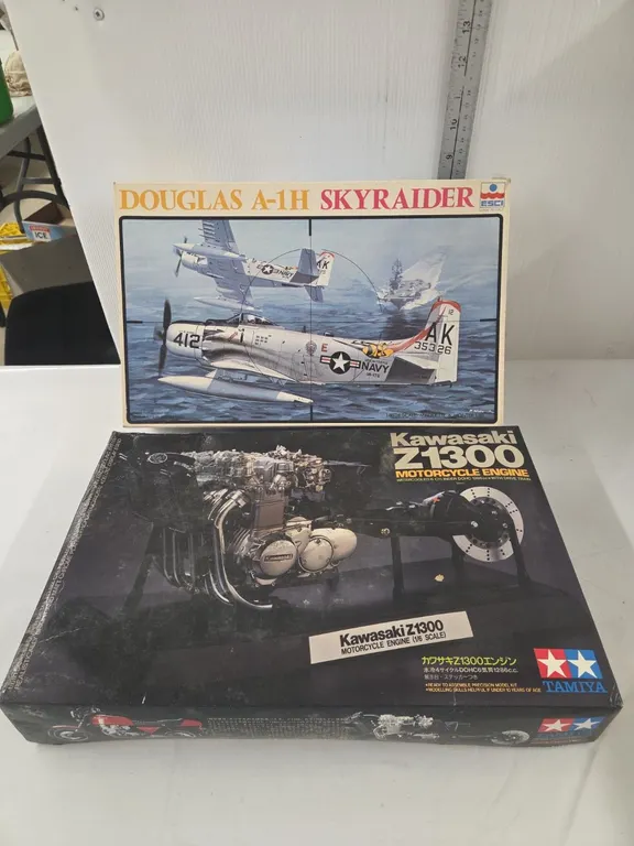 1/48 Douglas A-1H Skyraider Plane & 1/6 Kawasaki Z1300 Engine Model Kits - NIB