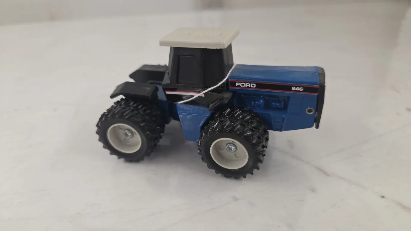 1/64 Ford 846 4WD Tractor - 1989 Nashville Dealers Meeting