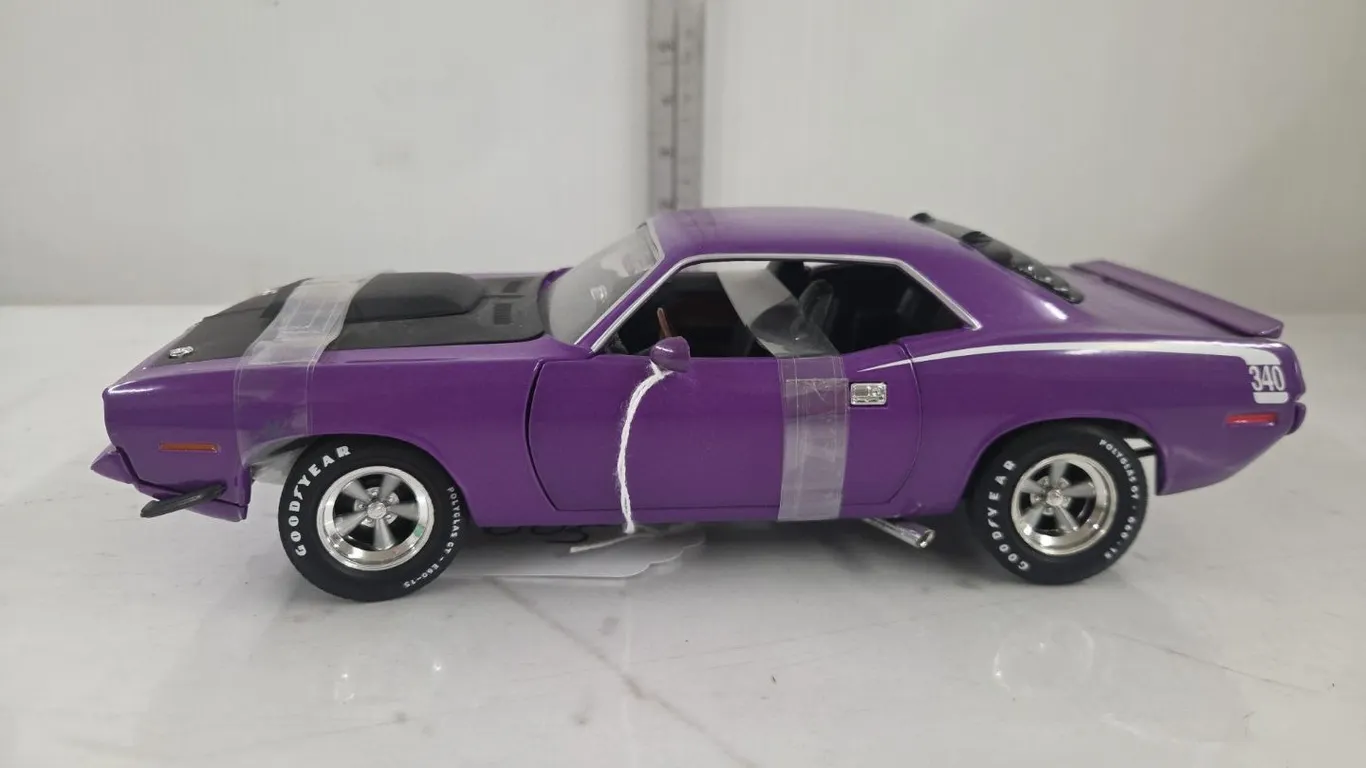 1/18 1970 Plymouth Cuda 340