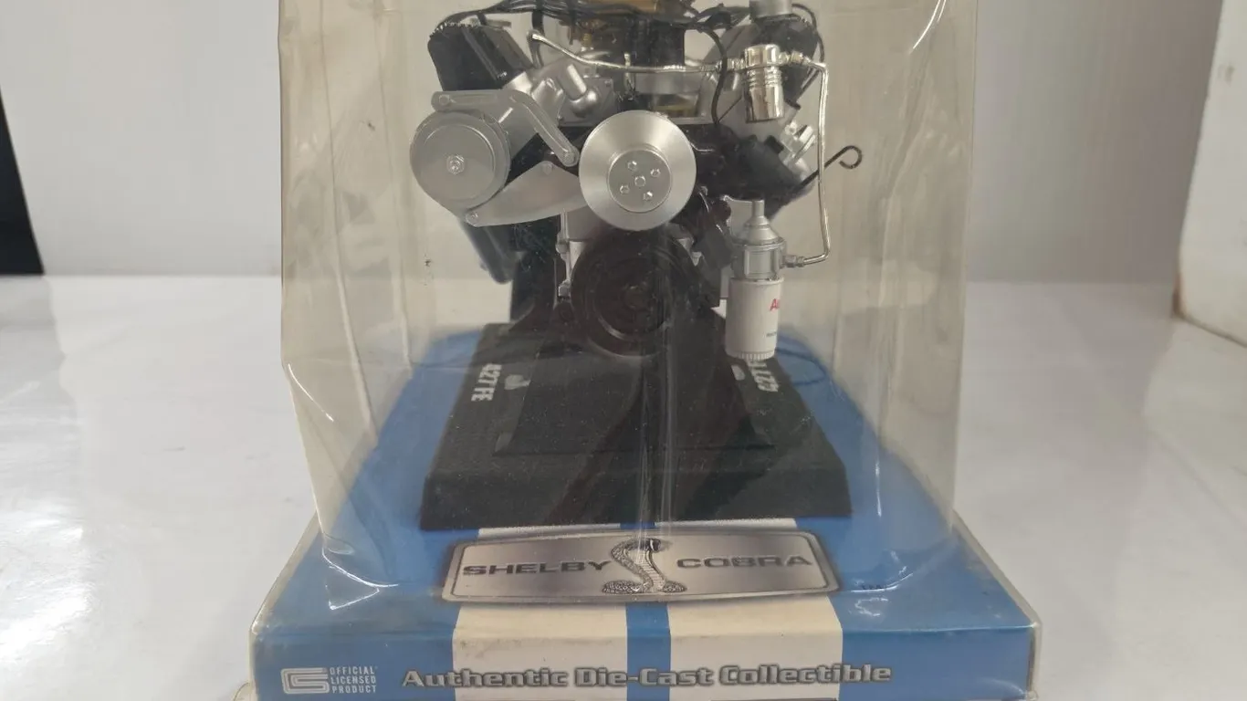Shelby Cobra 427 FE Model Engine - NIB