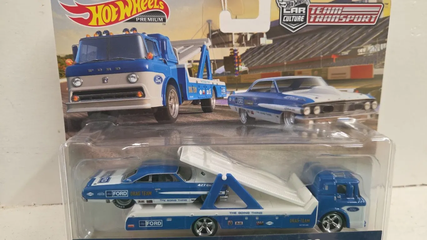 Hot Wheels - 1964 Ford Galaxie 500 Custom & Ford c-800 Truck - set
