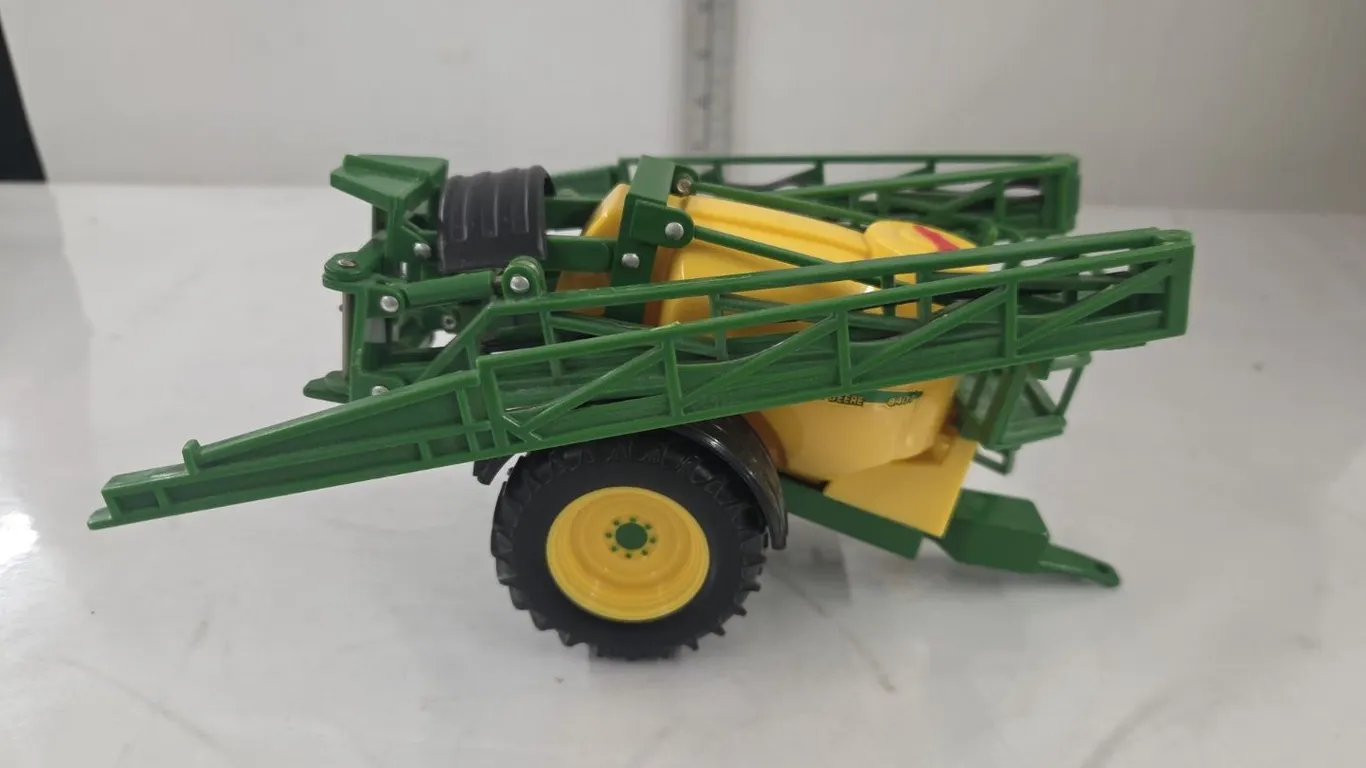 1/32 JD 840i Sprayer