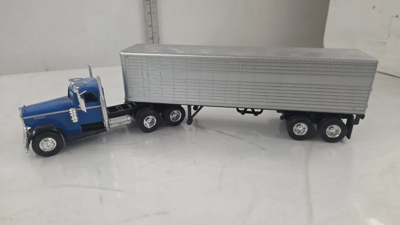 1/43 1951 Kenworth 525 Semi w/ trailer