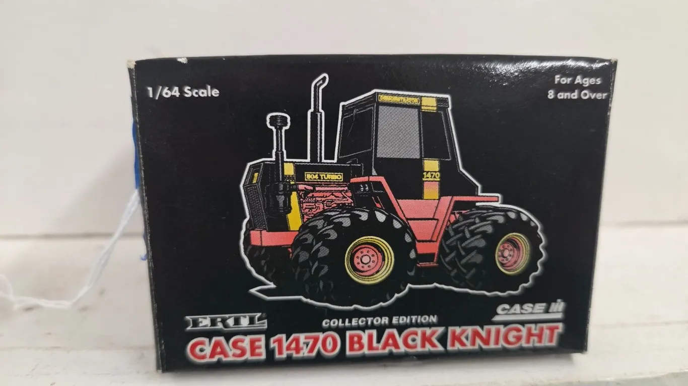 1/64 Case 1470 Black Knight 4WD - NIB