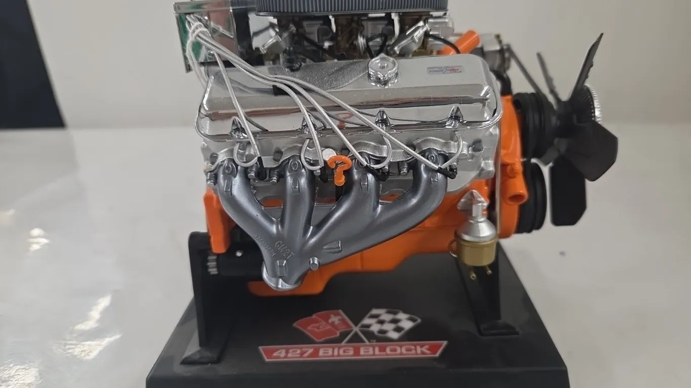 Chevrolet 427 Big Block Model Engine