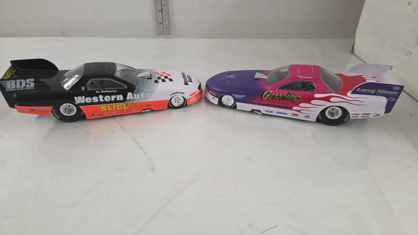 2 - 1/24 Geronimo & Western Auto Funny Cars