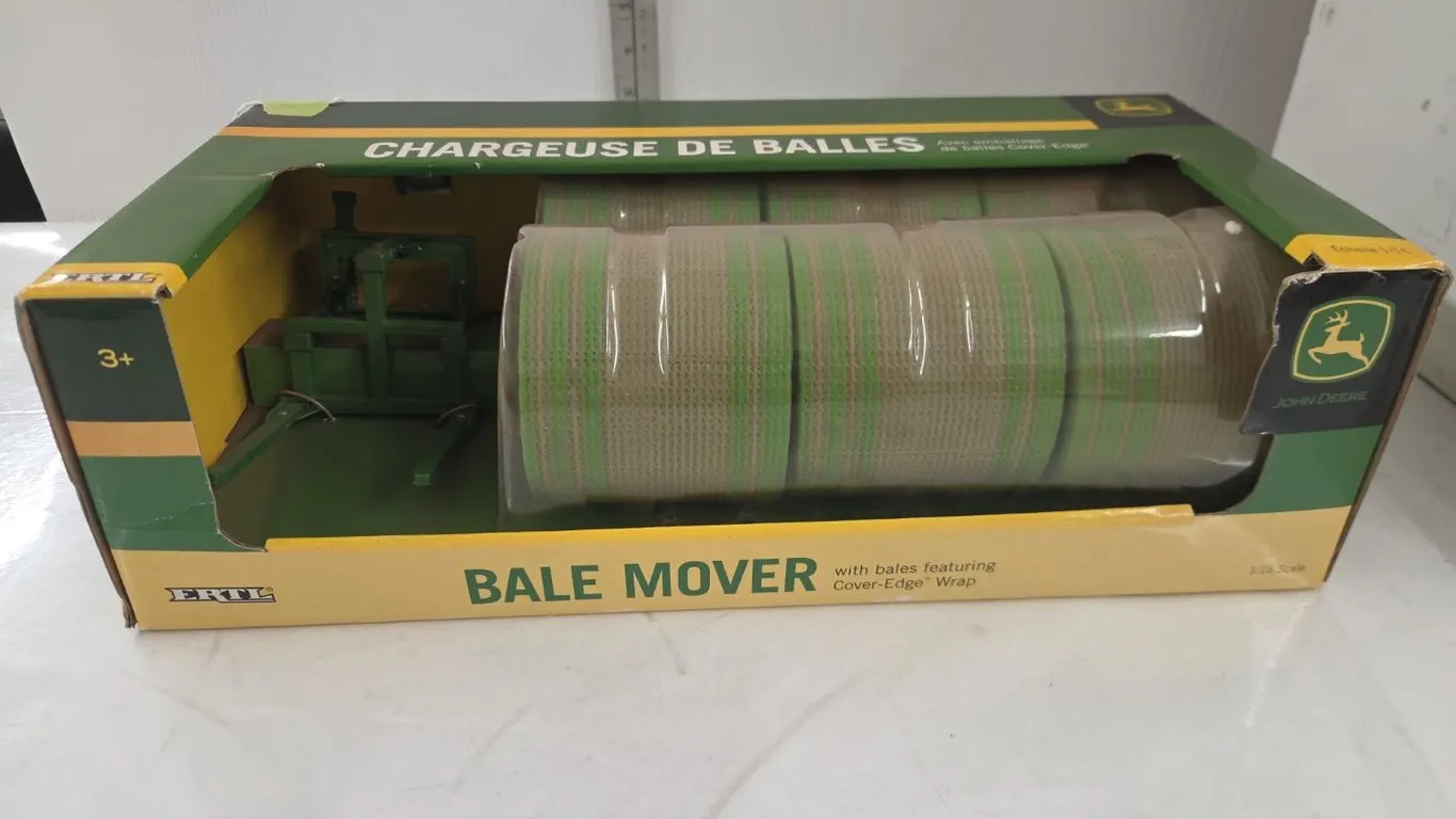 1/16 JD Bale Mover - NIB