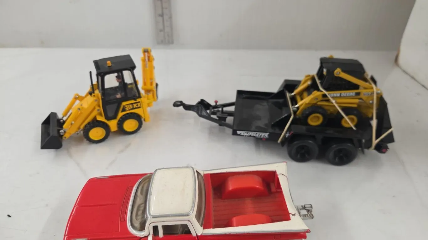 1/25 JCB 1CX Loader, John Deere 6675 Skid Steer & TowMaster Trailer & 1/24 1959 Chevrolet El Camino