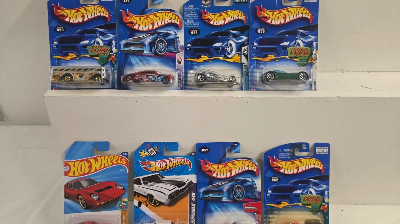 18 - 2020s Hot Wheels - NIB