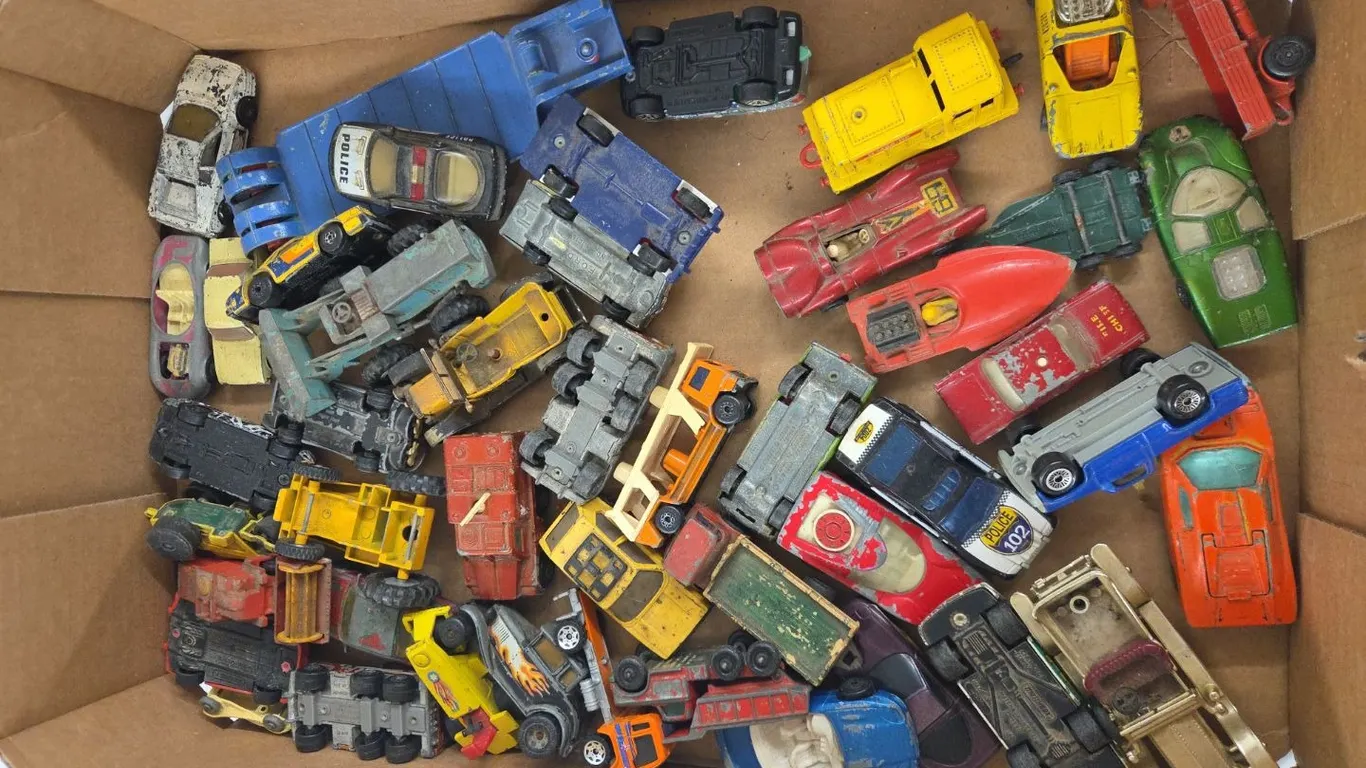 Lg. Selection of 1/64 Trucks, Cars & Boats - well-loved